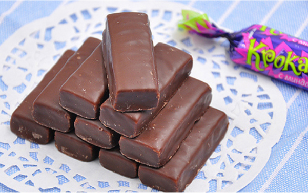 俄罗斯kpokaht紫皮糖如何分辨真假方法介绍【组图】(图3) 俄罗斯kpokaht紫皮糖如何分辨真假方法介绍【组图】(图3)